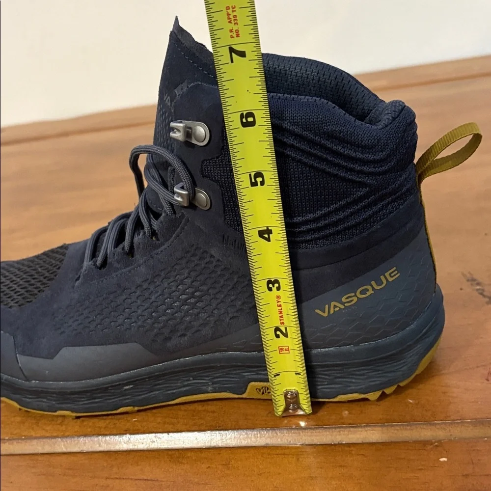 Vasque Breeze LT NTX Midtop Hiking Shoes Size 8.5